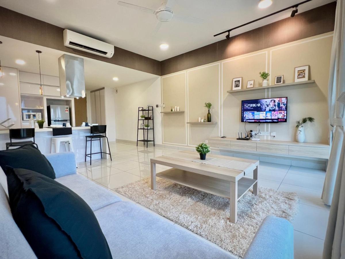 Royale Cottage Midvalley Netflix Pools 4 Pax Johor Bahru Luaran gambar
