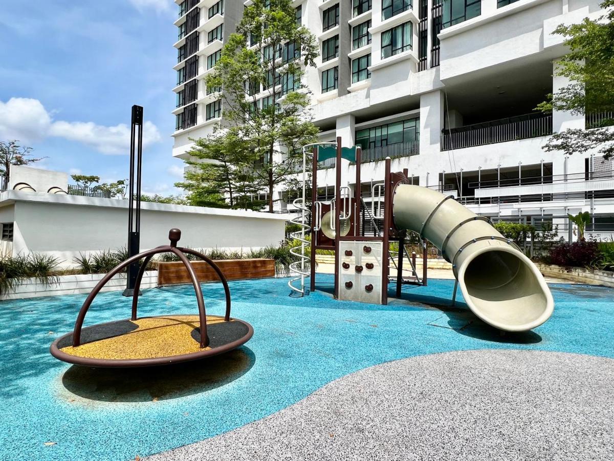 Royale Cottage Midvalley Netflix Pools 4 Pax Johor Bahru Luaran gambar